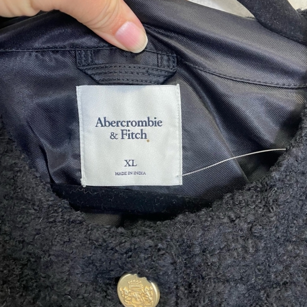 Abercrombie & Fitch Collarless Boucle Wool Blend Short Jacket Black NWOT Size XL - Picture 2 of 4